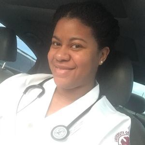 Meet your Posher, Alexis